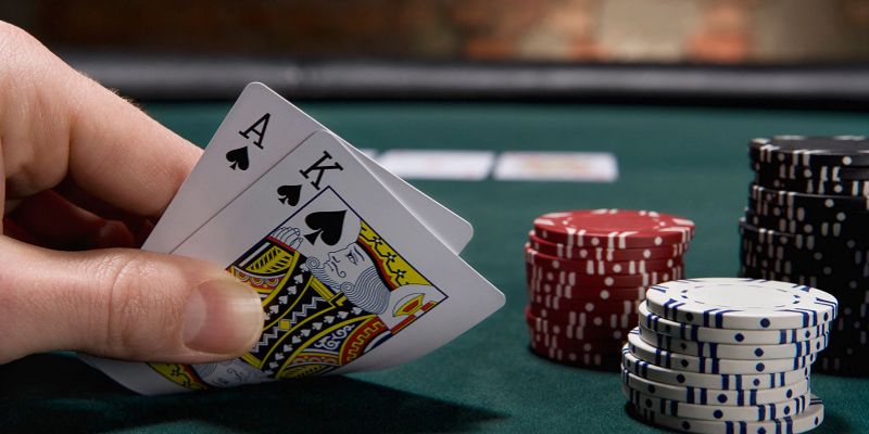 Bí kíp chinh phục Poker trực tuyến hiệu quả từ các cao thủ